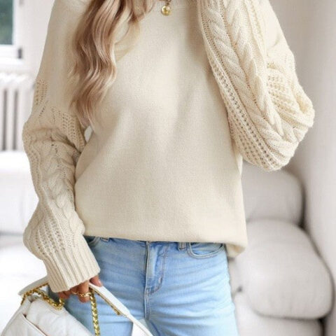 Cable knit sleeve sweater